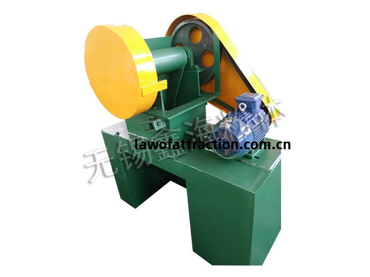 鄂(e)式(shi)粉碎機